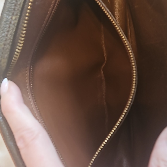 Vintage Louis Vuitton Monogram Compiegne 28 Clutch - Picture 16 of 17